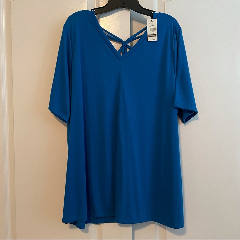 LAST CALL🚨 Lane Bryant V Neck Tee Short Sleeve